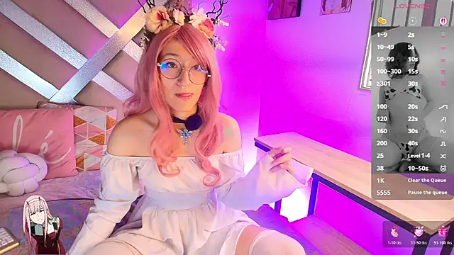 mitsuri nyx online show from June 22, 12:02 pm