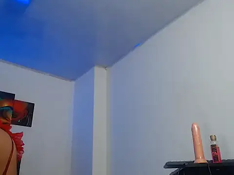 cellesthee online show from March 10, 7:12 am