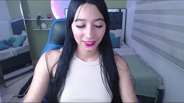 ivvoncute online show from June 2, 1:17 am