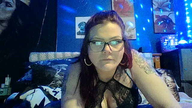 Sexymilf6992 online show from March 18, 1:43 am