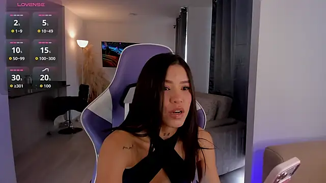 sofiawiliams online show from July 15, 8:24 pm