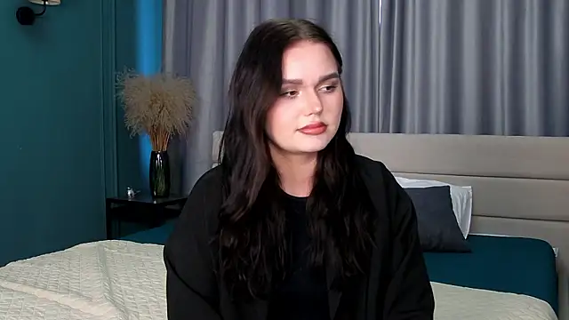 Sweet Ink Muse online show from March 2, 2:00 am