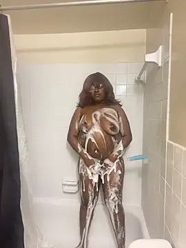 MadameXtasy online show from March 11, 5:15 pm