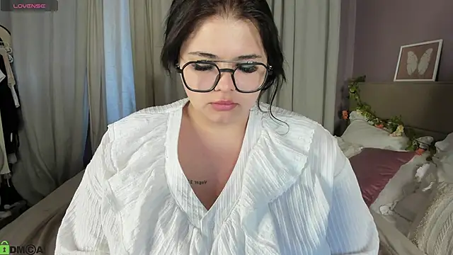 Annet Nel1son online show from May 1, 2:04 am
