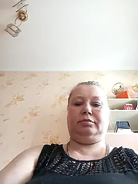 KiraStanton online show from July 11, 9:20 am