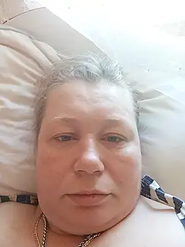 KiraStanton online show from June 28, 6:09 am