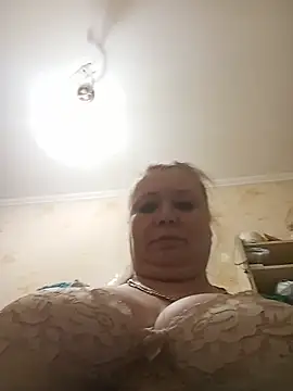 KiraStanton online show from July 31, 11:17 pm