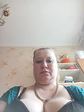 KiraStanton online show from June 9, 11:09 am