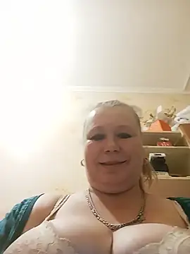 KiraStanton online show from July 24, 6:49 pm