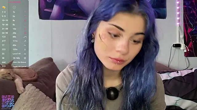 Emmibrilson online show from June 13, 1:08 pm