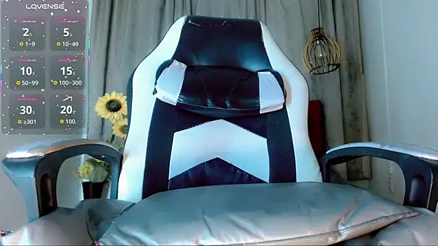 Abby White   online show from February 28, 11:31 am