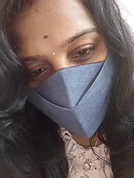 Shaliniqueen online show from July 7, 12:19 pm