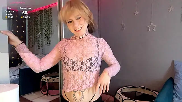 ZyrelihVayne online show from March 2, 7:09 am