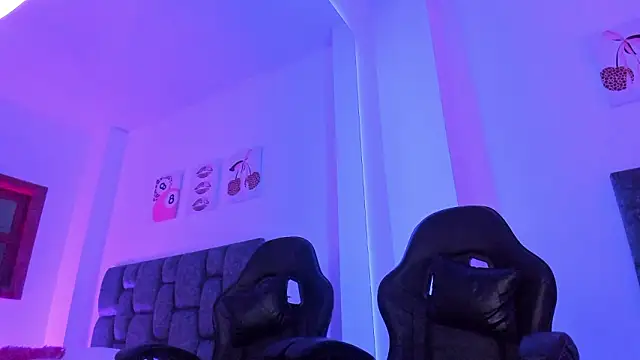 Violet Miller01 online show from March 11, 12:48 am