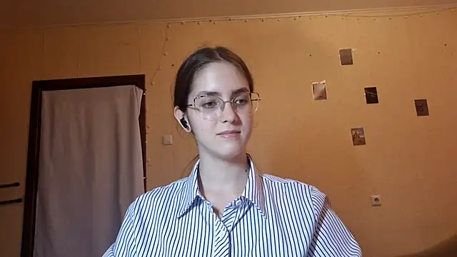 Katelemon online show from June 16, 2:18 pm