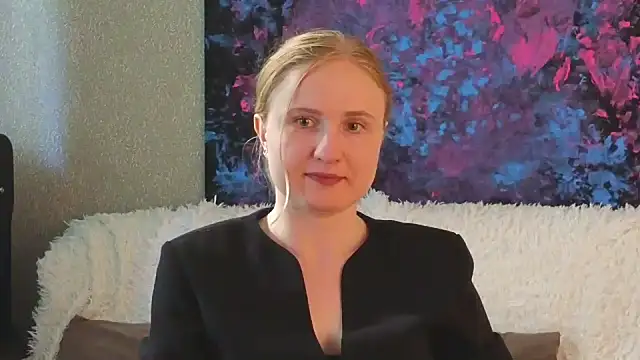 Lanavi Smile online show from July 14, 6:18 am