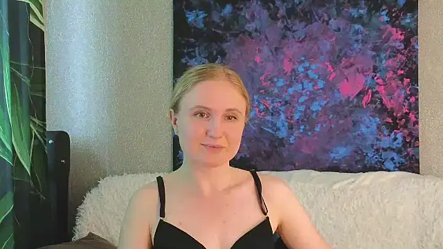 Lanavi Smile online show from July 22, 11:00 am