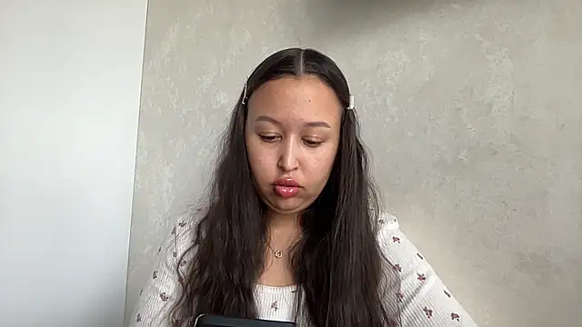 Dana 005 online show from April 30, 2:55 pm