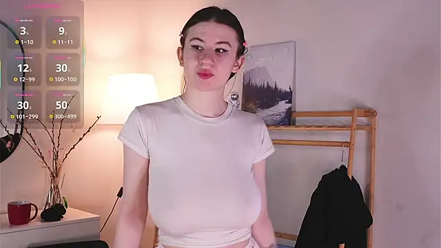 TwilaMode online show from March 13, 3:30 am