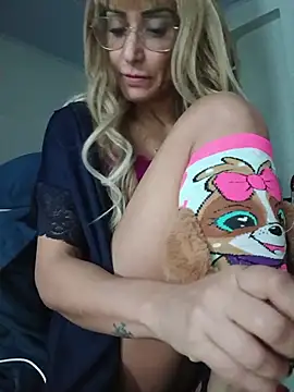anajulia10 online show from July 27, 6:21 am