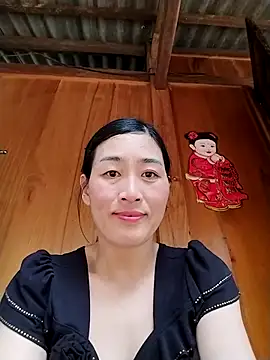 lris-Beauty77 online show from February 22, 6:14 am