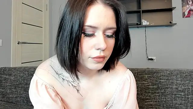 Arai Sakura online show from March 13, 3:46 pm