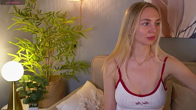 BabyBeckkky online show from March 5, 7:59 am