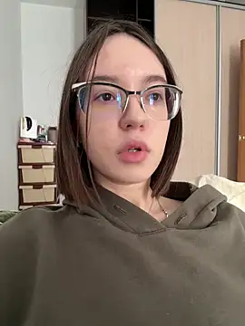 Elli Lane online show from March 6, 9:59 am