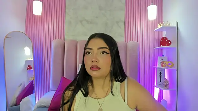 ArianaRougee online show from July 29, 2:44 am