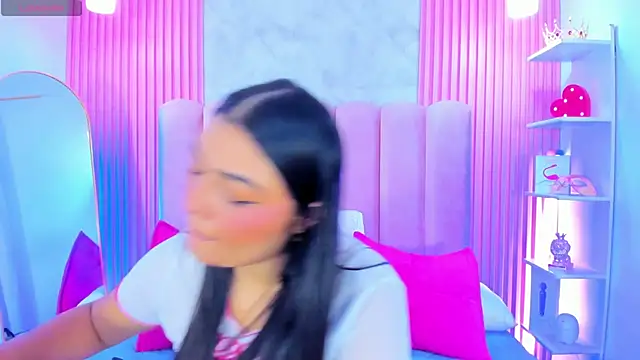 ArianaRougee online show from July 1, 3:39 am