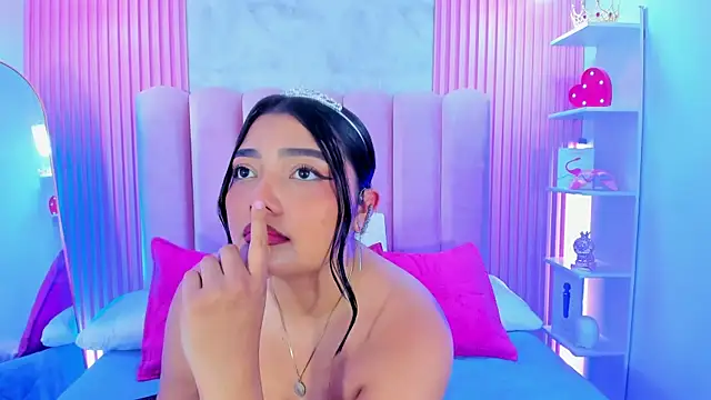 ArianaRougee online show from July 16, 10:42 am