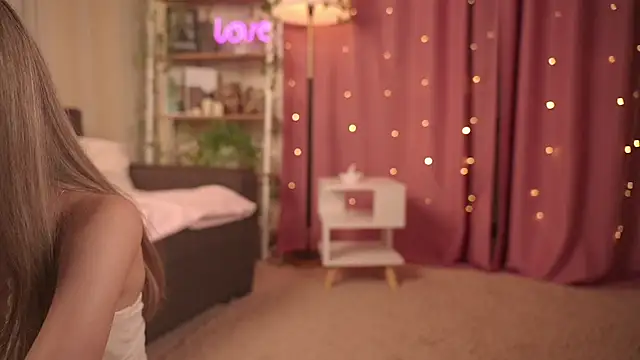 starfromsky online show from July 28, 4:39 pm