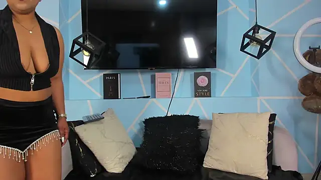 sharon noa online show from June 23, 2:37 pm