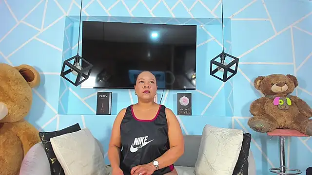 sharon noa online show from July 8, 2:30 pm