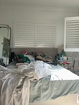 touchmybodybaby online show from March 9, 10:35 pm