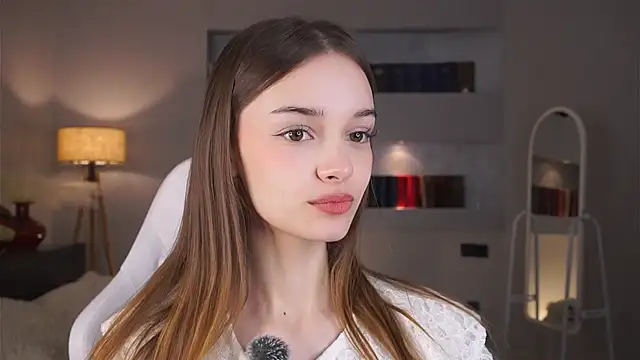 JodiAwyie online show from March 15, 6:43 pm