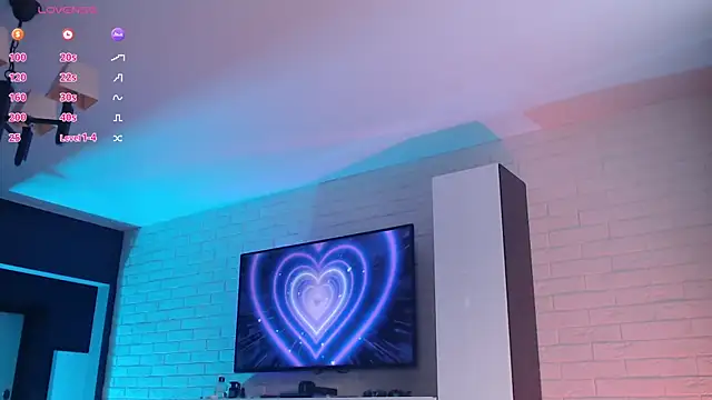 Jade Amore online show from July 5, 3:50 pm