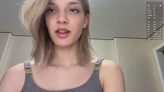 Carolini i online show from July 16, 4:33 pm