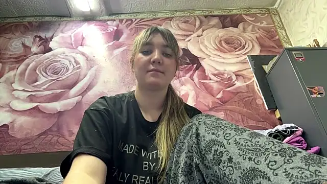 JanineThielman online show from July 29, 6:02 am
