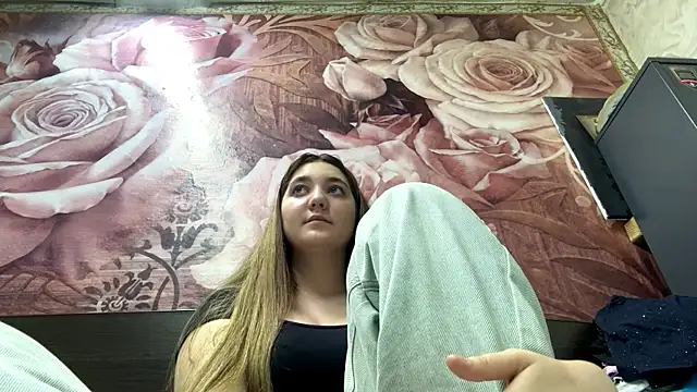 JanineThielman online show from June 27, 6:36 am