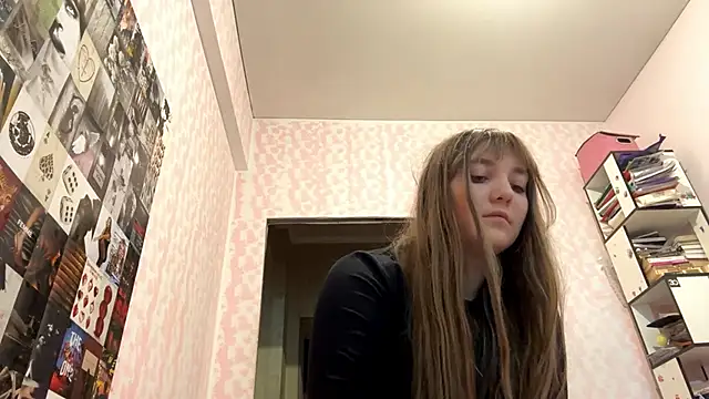 JanineThielman online show from June 18, 1:27 pm