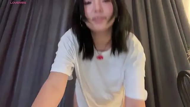 minnie joy online show from May 3, 1:14 pm
