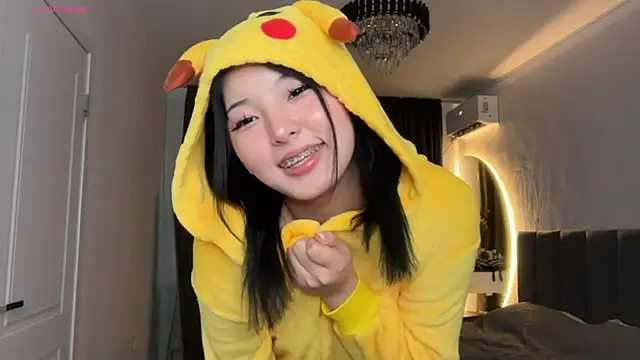 minnie joy online show from June 26, 1:56 pm
