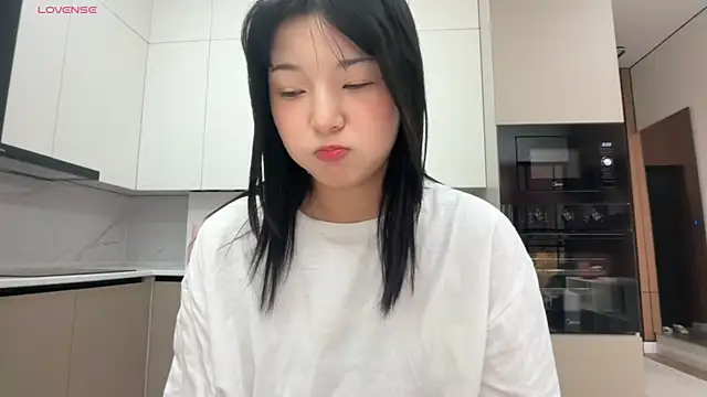 minnie joy online show from July 25, 12:34 pm