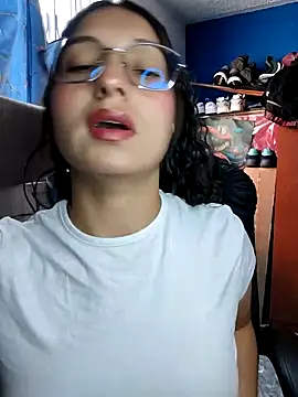 Angel swee online show from March 22, 2:23 pm