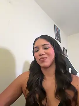 MikaelaFlgg online show from March 26, 5:36 pm