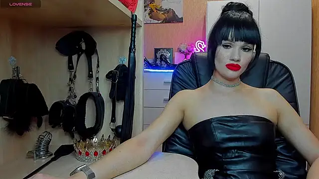 KristiTopxx online show from July 6, 7:16 pm