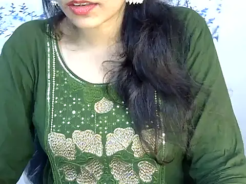 Neha Sharma2 online show from July 8, 1:46 pm