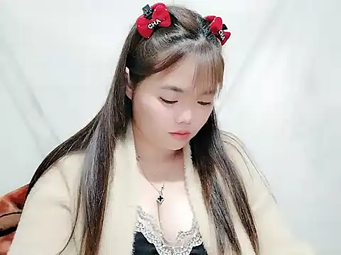 Kitty-lick online show from March 9, 1:14 pm