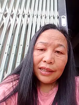 heesuu11 online show from March 1, 9:42 am